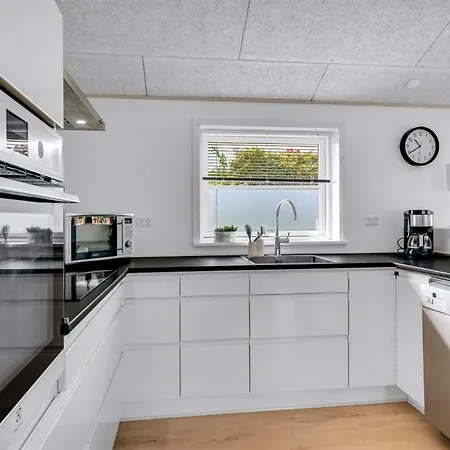 Ebertine - 740m To The Fjord By Interhome * Storvorde