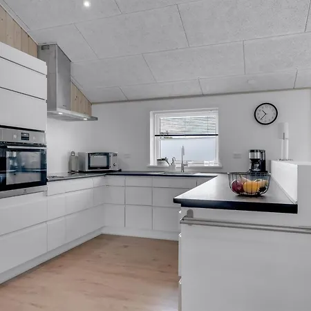 Ebertine - 740m To The Fjord By Interhome Dom wakacyjny *