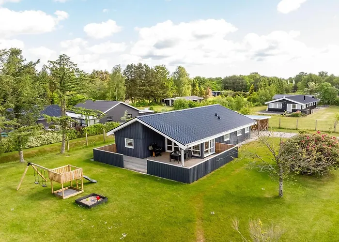 Ebertine - 740m To The Fjord By Interhome Storvorde
