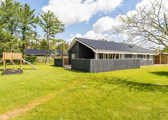 Ebertine - 740m To The Fjord By Interhome Storvorde