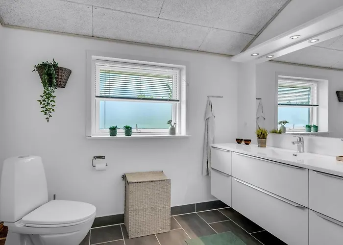 Ebertine - 740m To The Fjord By Interhome Ferienhaus